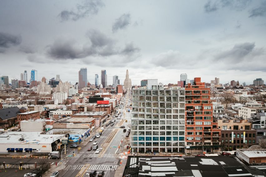 2511st-street-oda-architecture-residential-new-york-usa_dezeen_2364_col_7-852x568.jpg