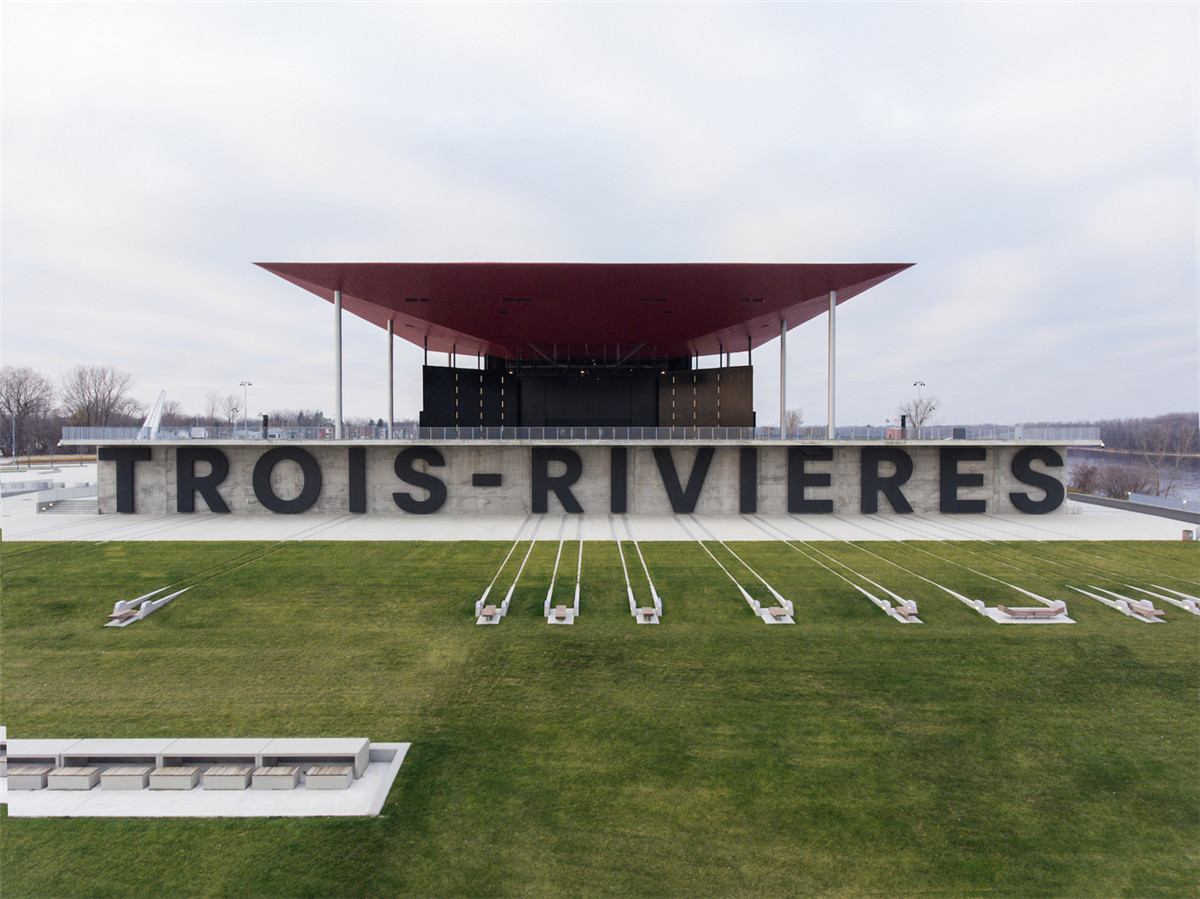 Atelier_Paul_Laurendeau_-_Amphitheater_Cogeco_-_64209_-_PH_004_-_photo_Adrien_Williams_LR2000.jpg