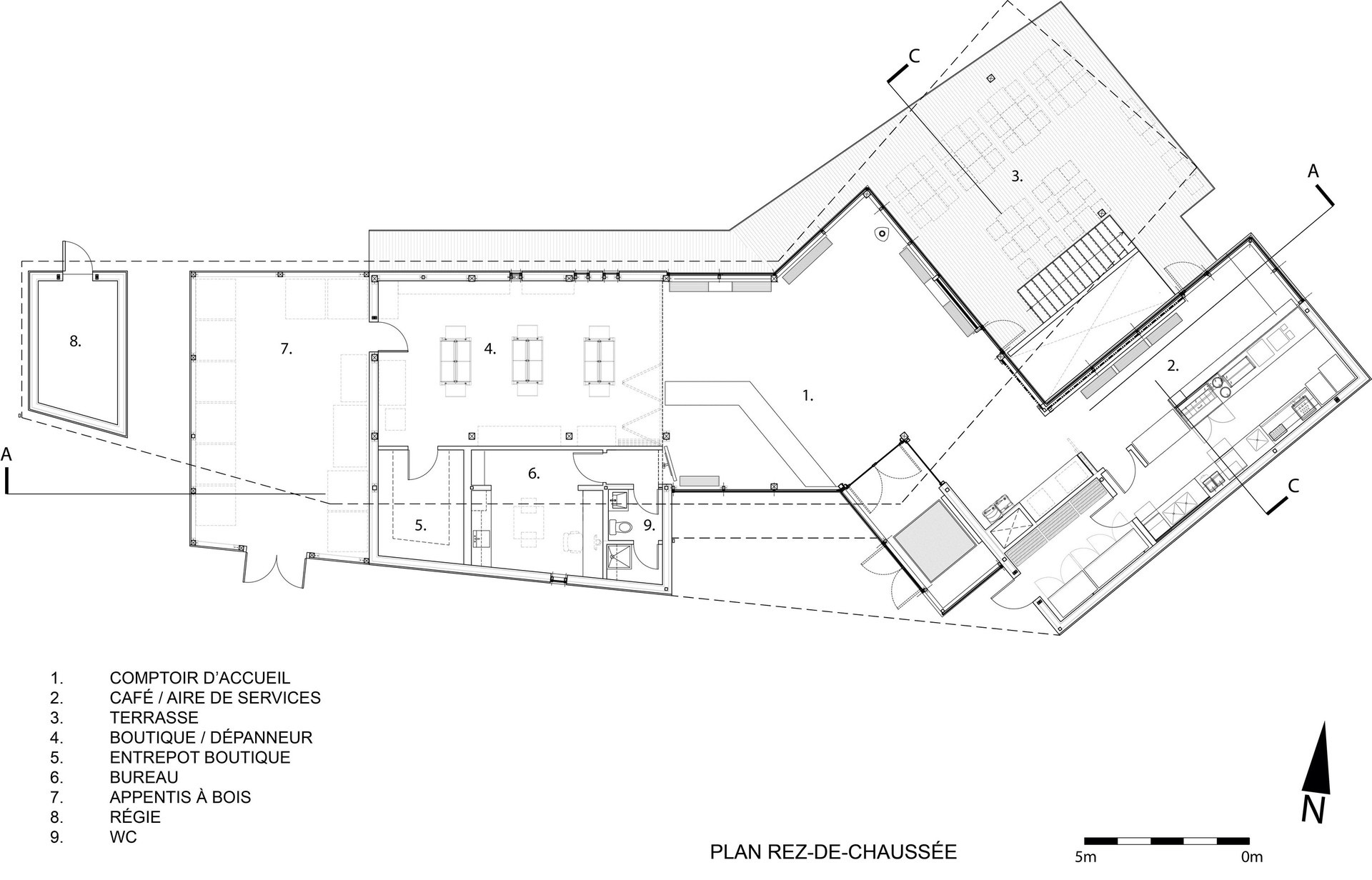 Stukely湖边的黑房子 / ANNE CARRIER ARCHITECTE