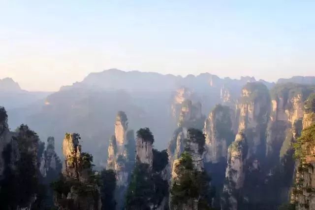 裸辞建筑师开始了流浪，他见到了那些让他想学建筑的风景