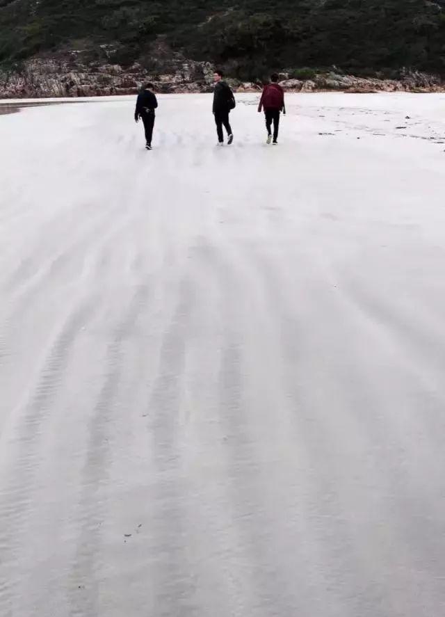 裸辞建筑师开始了流浪，他见到了那些让他想学建筑的风景