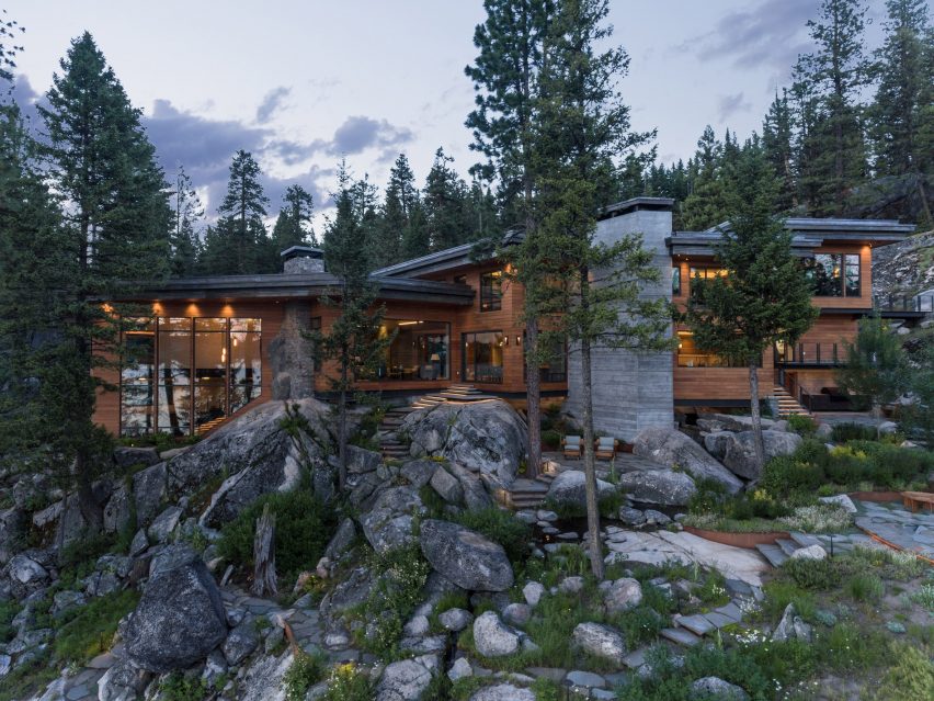 cliff-house-mccall-design-planning-architecture-idaho-usa_dezeen_2364_col_14-852x639.jpg