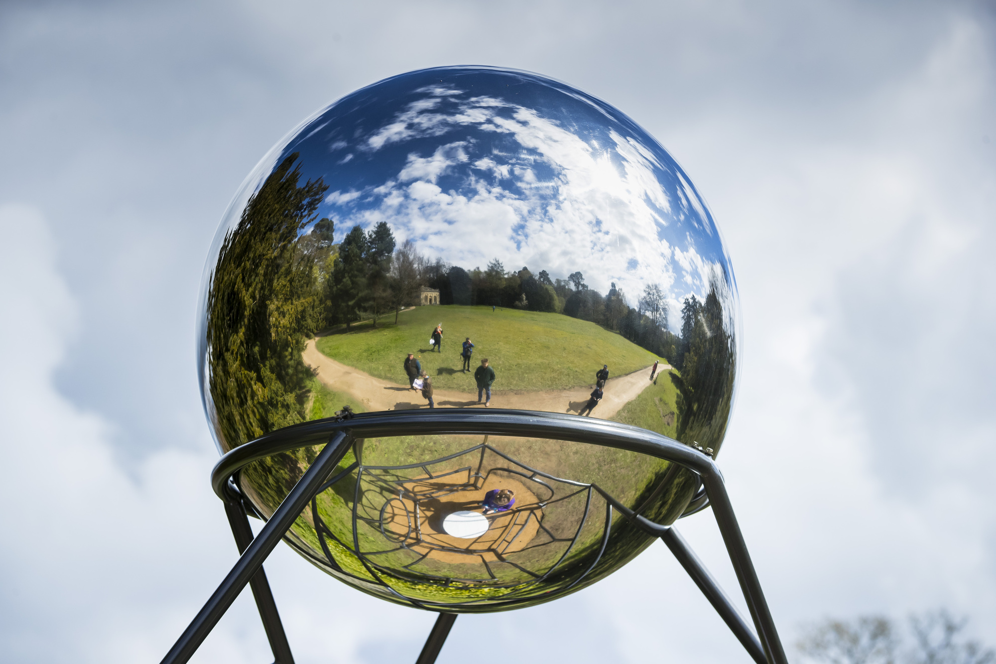 10_Lucy___Jorge_Orta_at_Fountains_Abbey._Image_credit_Chris_Lacey__3.jpg