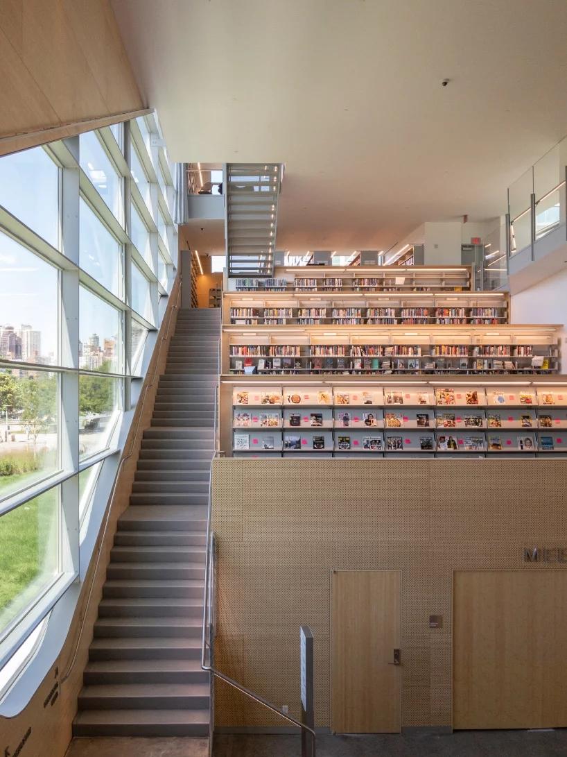 steven-holl-hunters-point-library-queens-new-york-designboom-06.webp.jpg