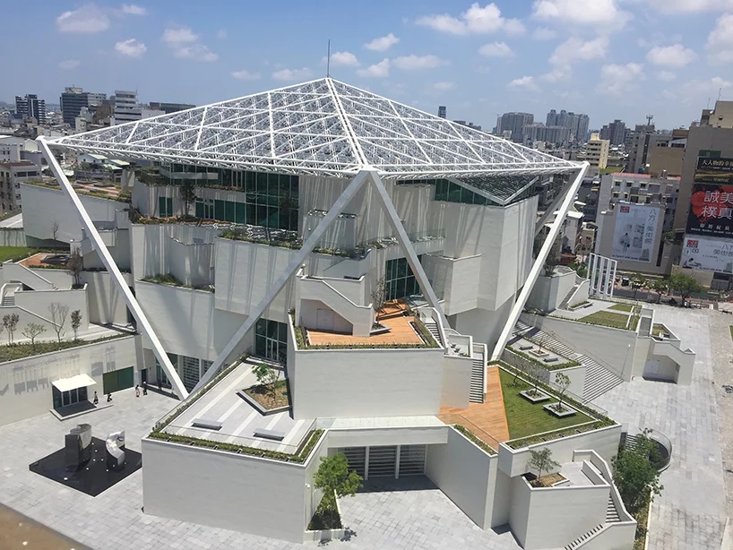 shigeru-ban-tainan-art-museum-taiwan-designboom-02.webp.jpg