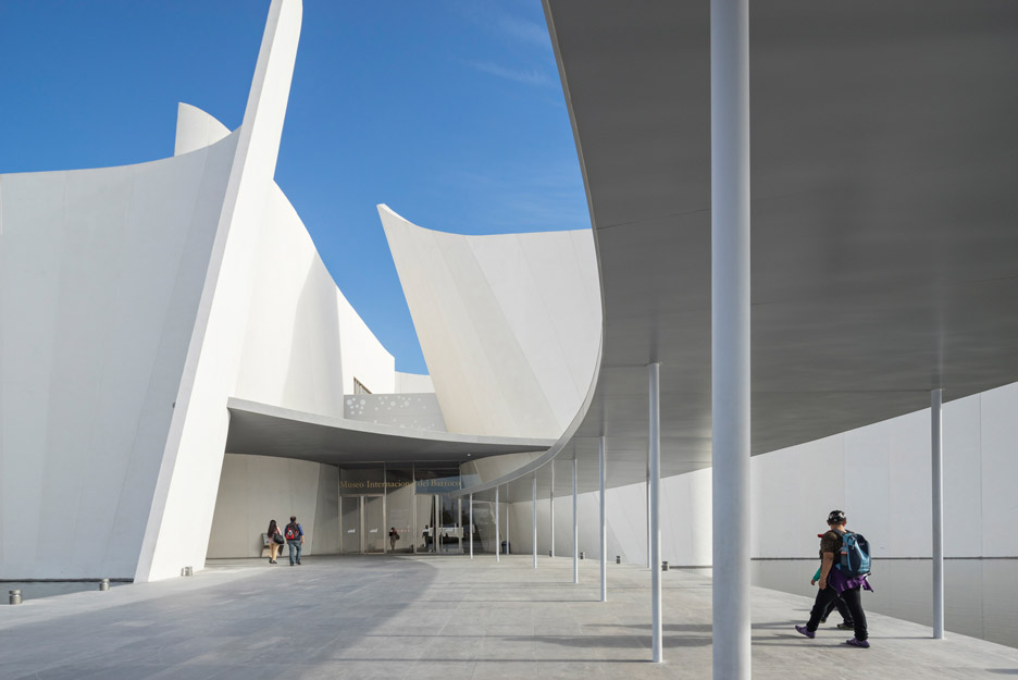 museo-international-del-barroco-toyo-ito-architecture-museum-public-mexico-patrick-lopez-jaimes_dezeen_936_23-1.jpg