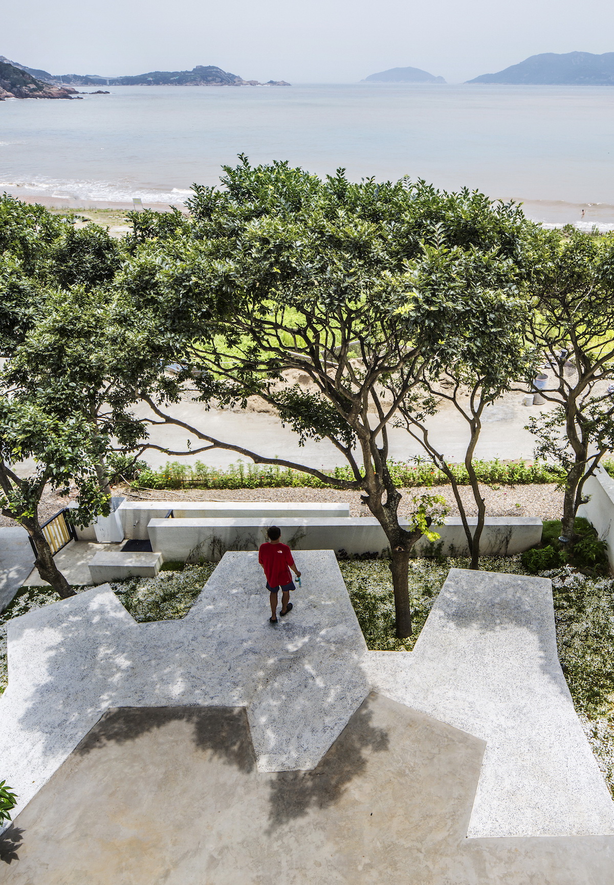 MAT_Zhoushan Summer Hotel_景观和海鸟瞰_调整大小.jpg