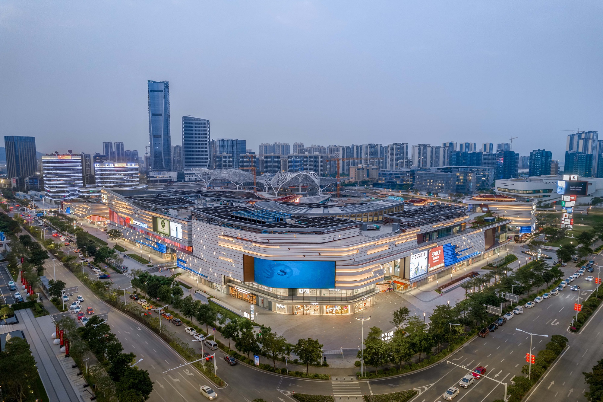 06_10Design_Zhuhai_JinwanMall_Retail_lr.jpg