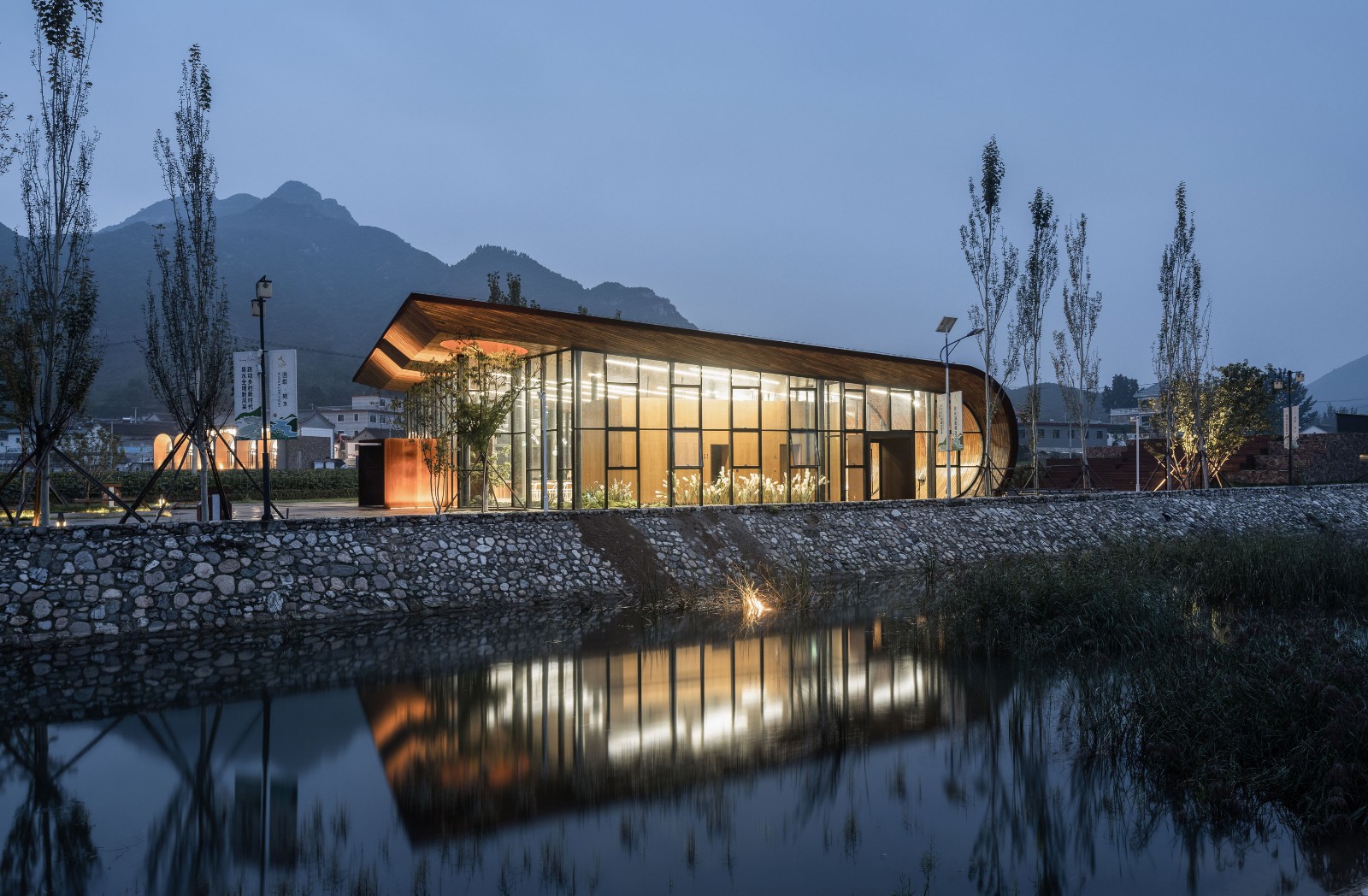 田岗知行村：田园大讲堂 / 袈蓝建筑