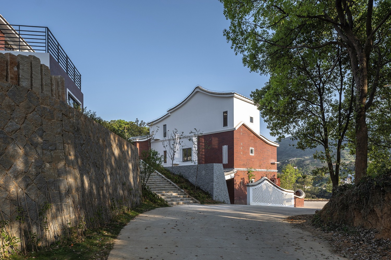 探索乡居营造的新模式：永春县新时代农村社区 / 三文建筑