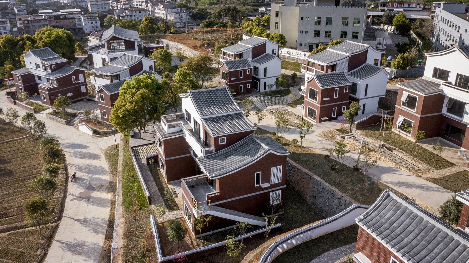 探索乡居营造的新模式：永春县新时代农村社区 / 三文建筑