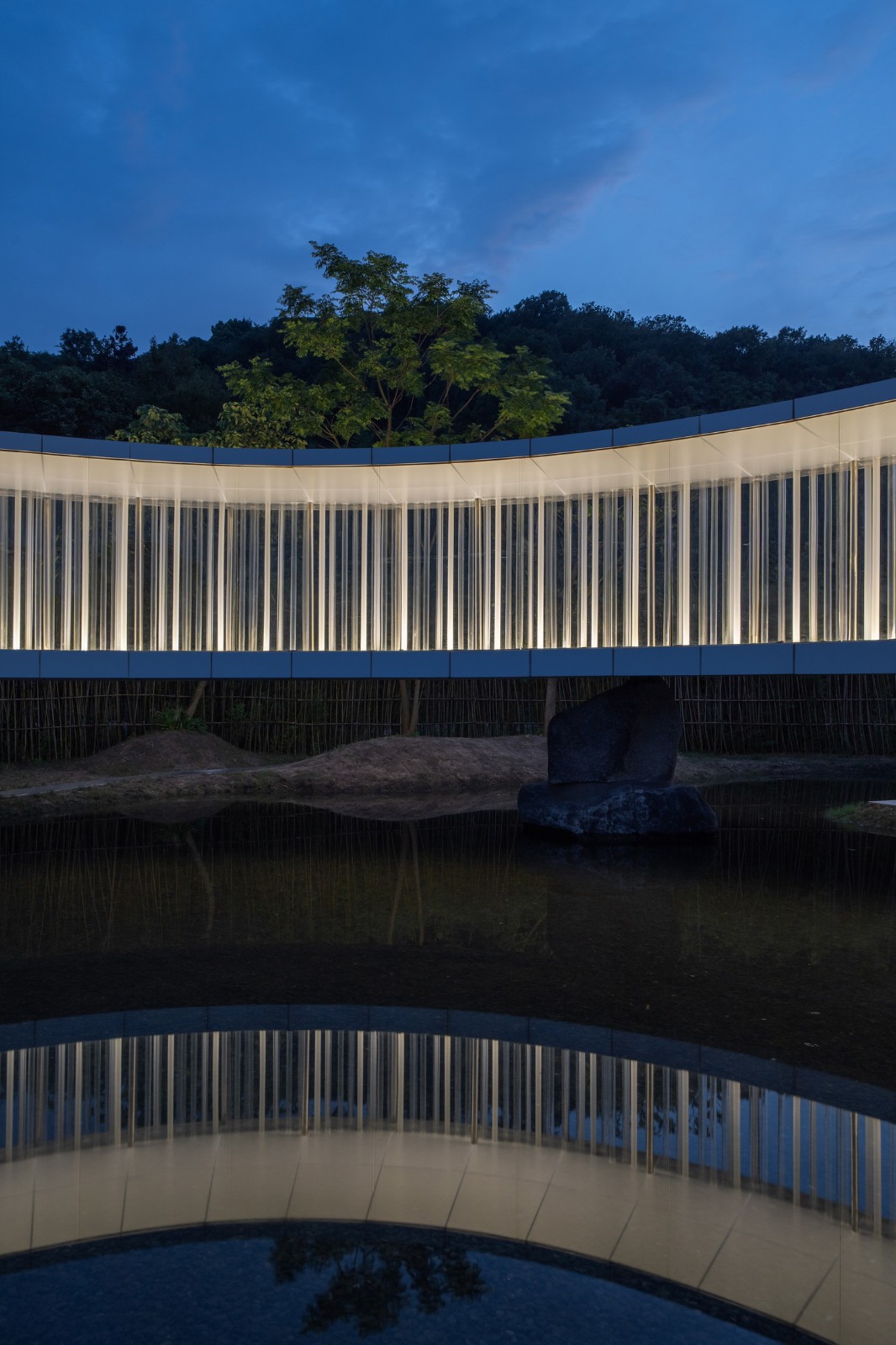 南北湖湖滨茶室 / 十域建筑