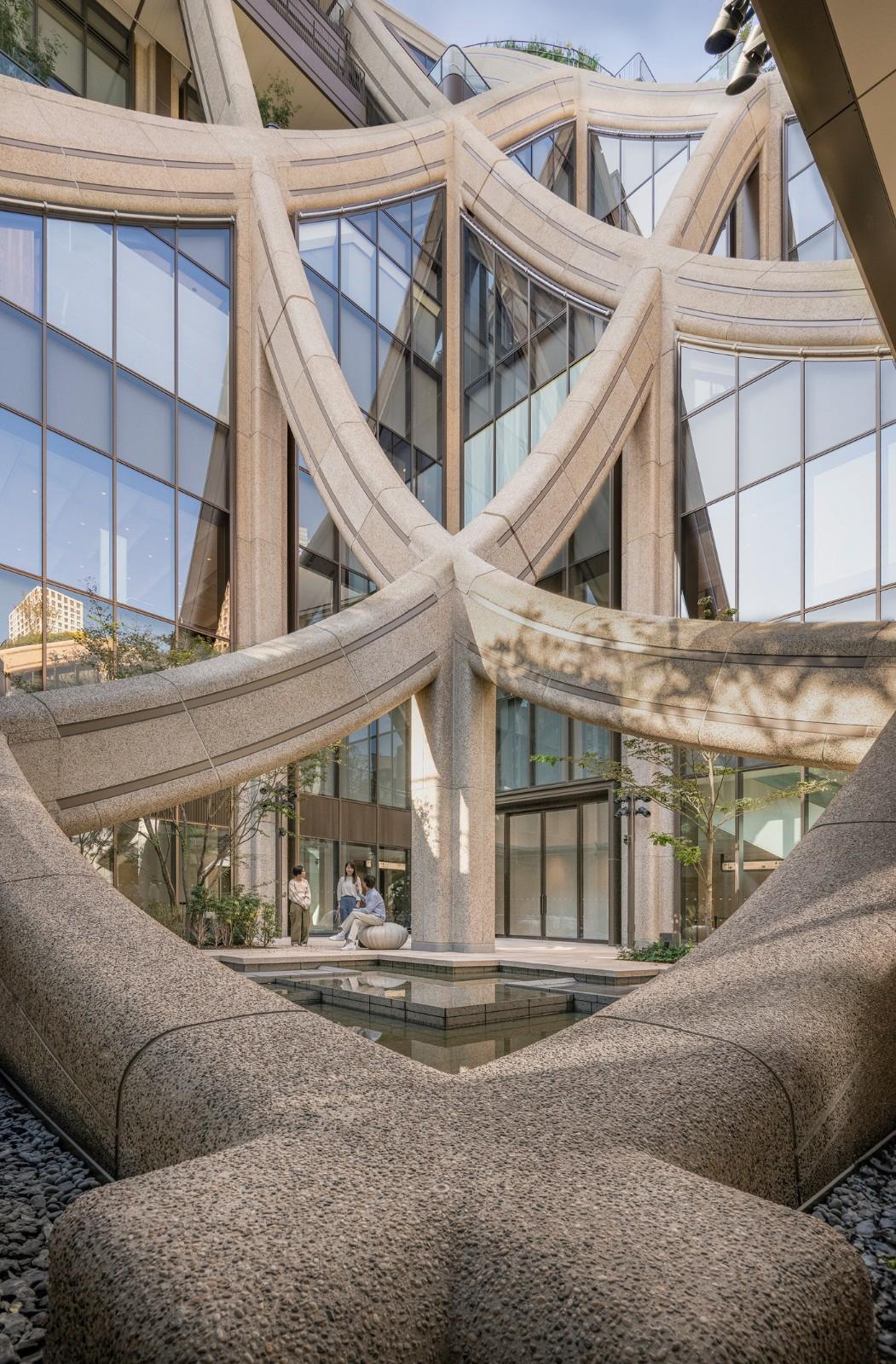 东京麻布台新城 Azabudai Hills / Heatherwick