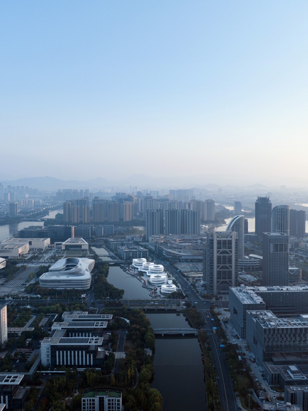 兰花阁：九流渡滨河艺术街区 / UUA建筑师事务所